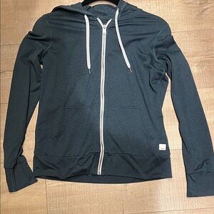 Women’s xs Vuori dark evergreen Zip-Up Hoodie rare find
